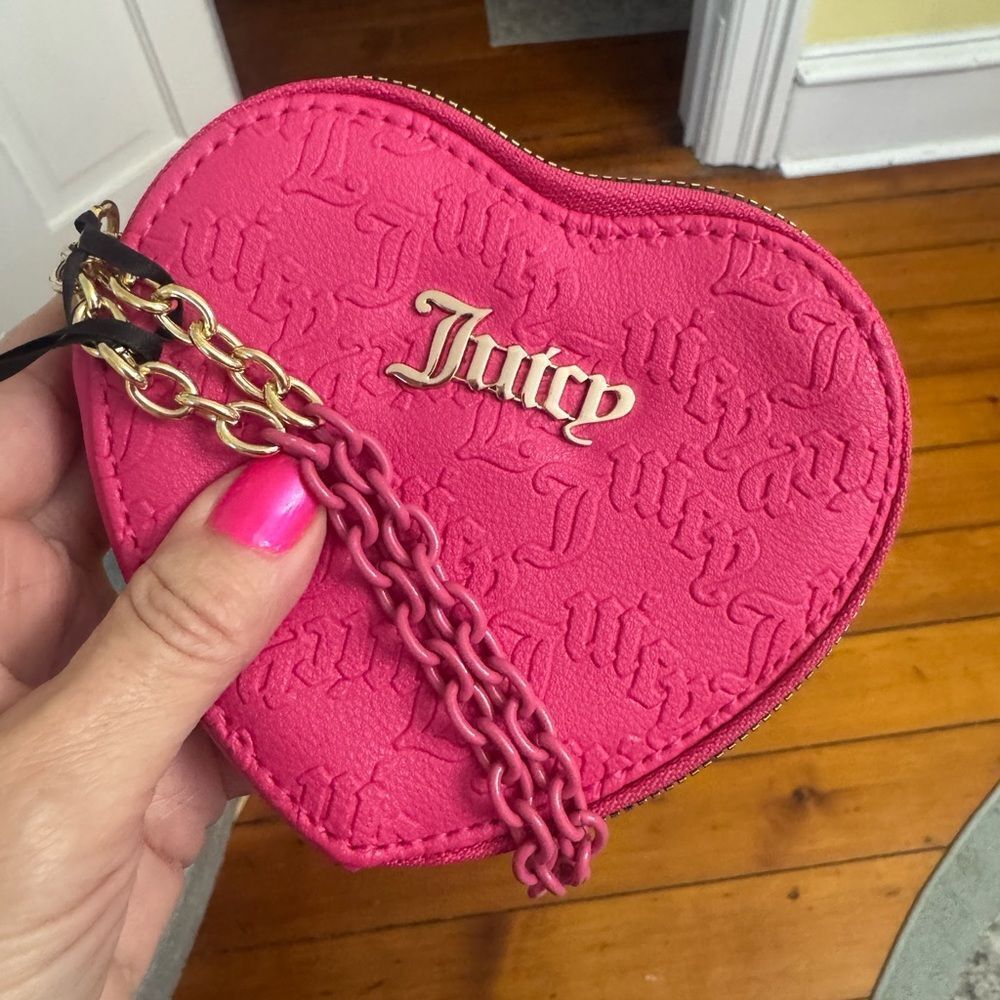NWT *Juicy Couture* Monogram Fuchsia Heart Coin Pouch